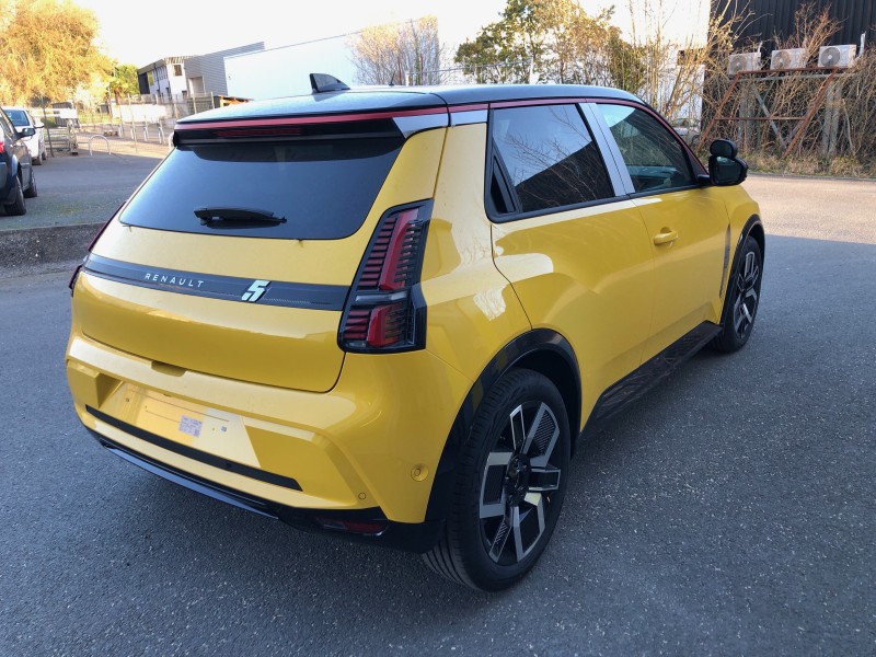 Renault 5 E-Tech Auto-Ecole