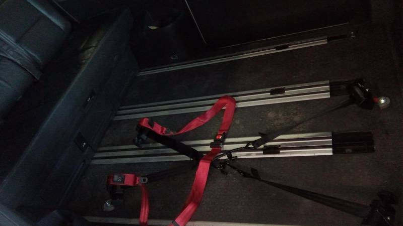 Fixations fauteuil roulant