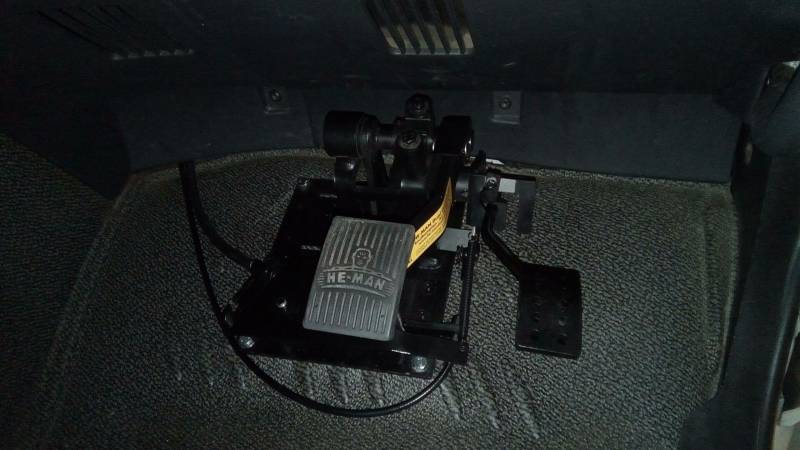 Pédalier double commandes